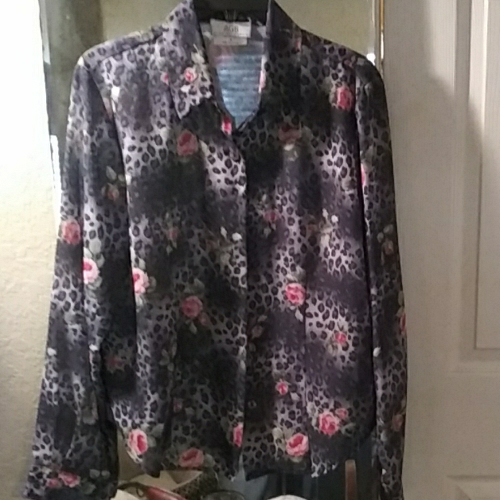 Domes gray leopard print/floral top